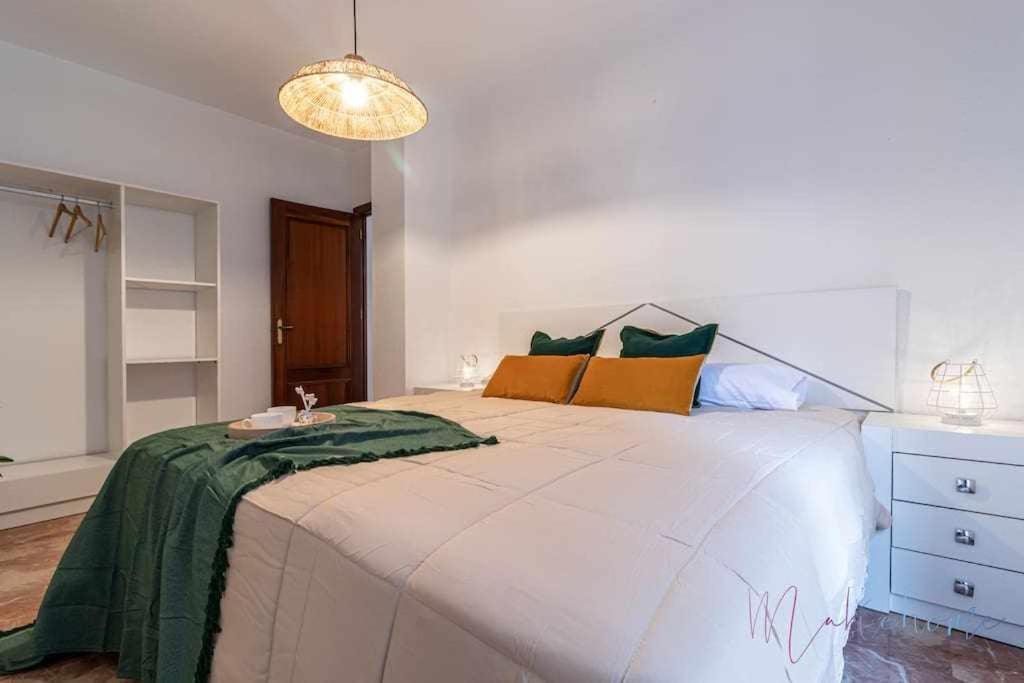 Apartamento A Estrenar Pleno Centro Parking Huelva Exterior foto