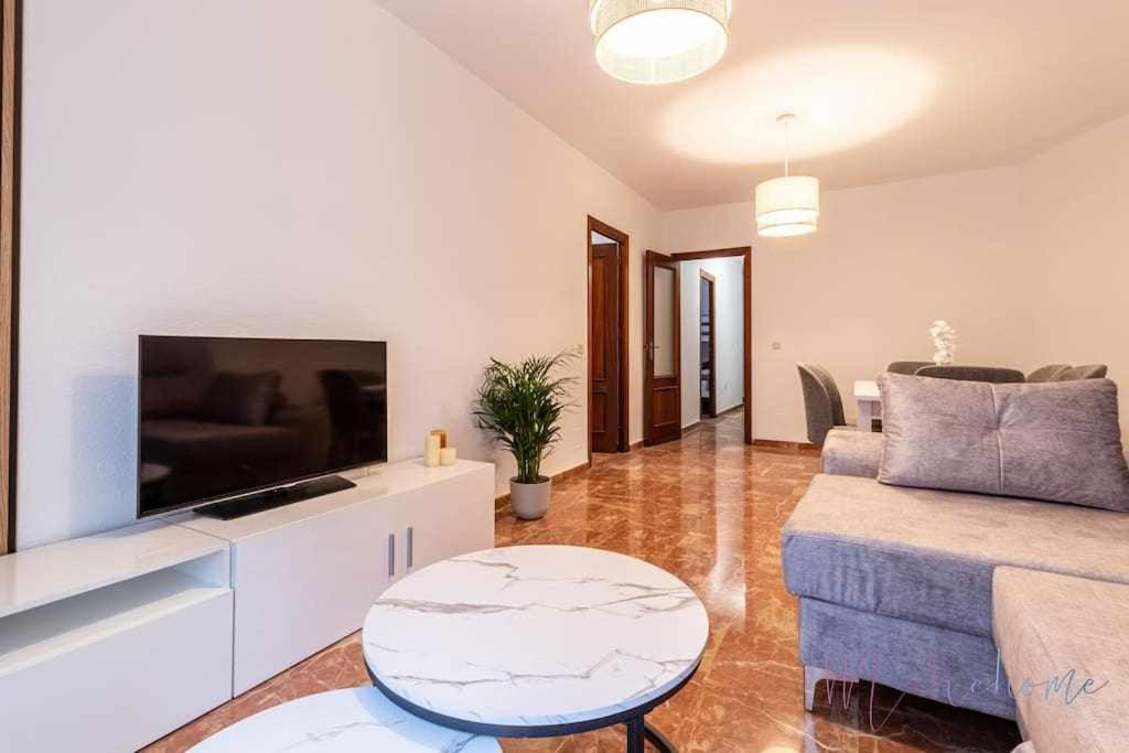 Apartamento A Estrenar Pleno Centro Parking Huelva Exterior foto