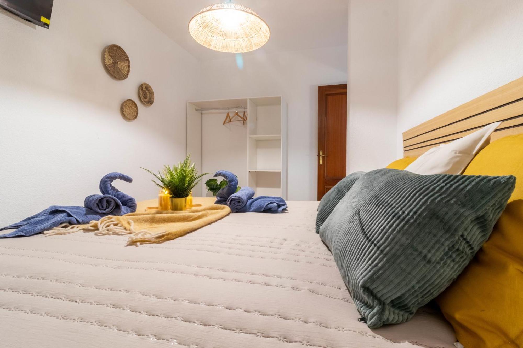 Apartamento A Estrenar Pleno Centro Parking Huelva Exterior foto